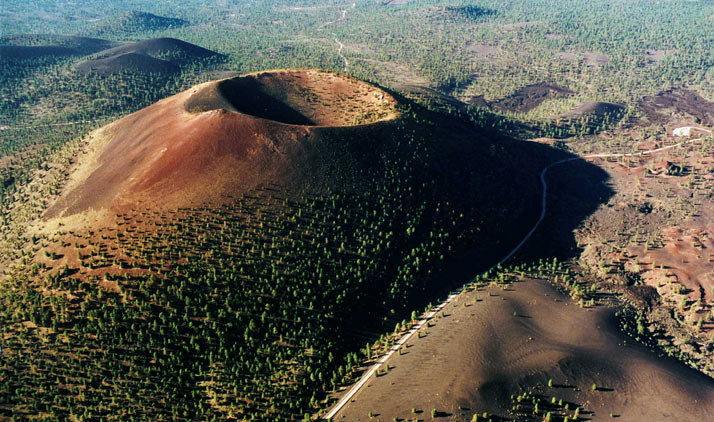 Flagstaff, die Route 66 und mehr | Sunset Crater bei Flagstaff