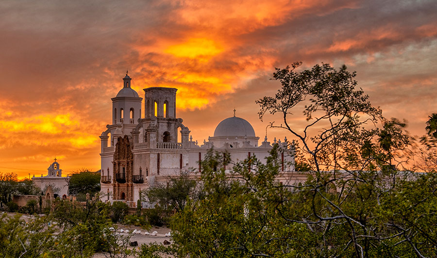 Tucsons malerische Missionskirche San Xavier del Bac