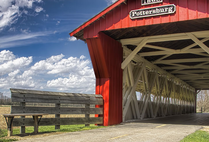 typische, überdachte Brücke in Ohio