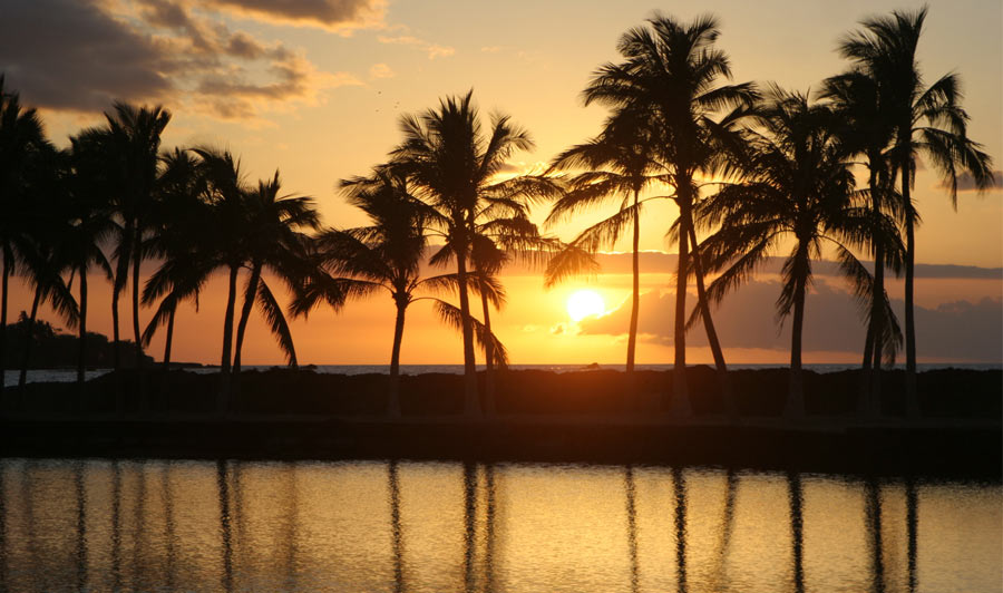 Sonnenuntergang im Westen von Hawaii Island