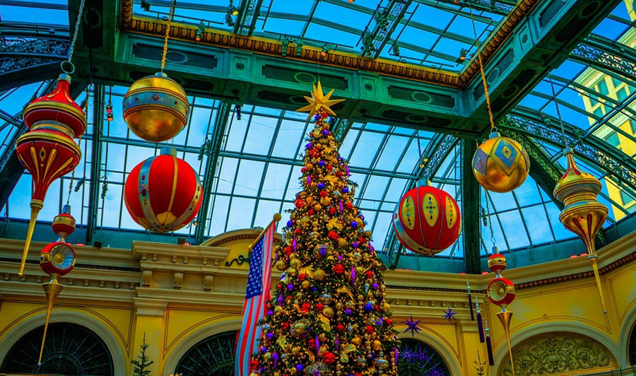 weihnachtlich geschmücktes Bellagio