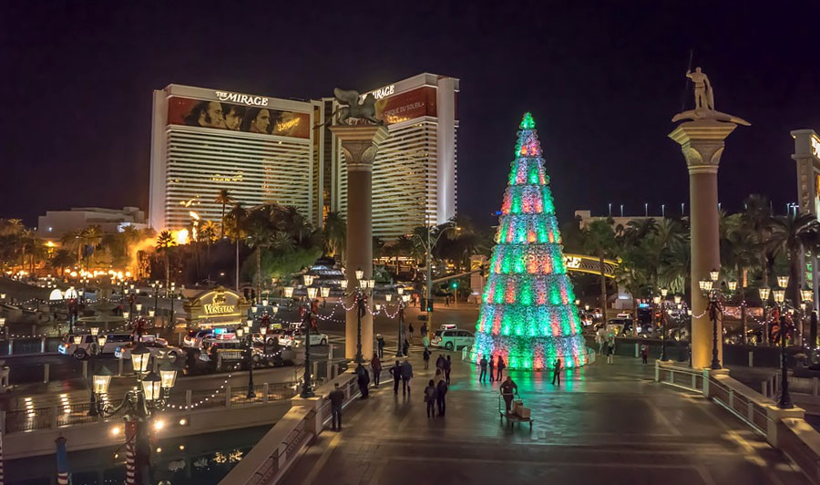 Weihnachtsbaum auf Las-Vegas-Art