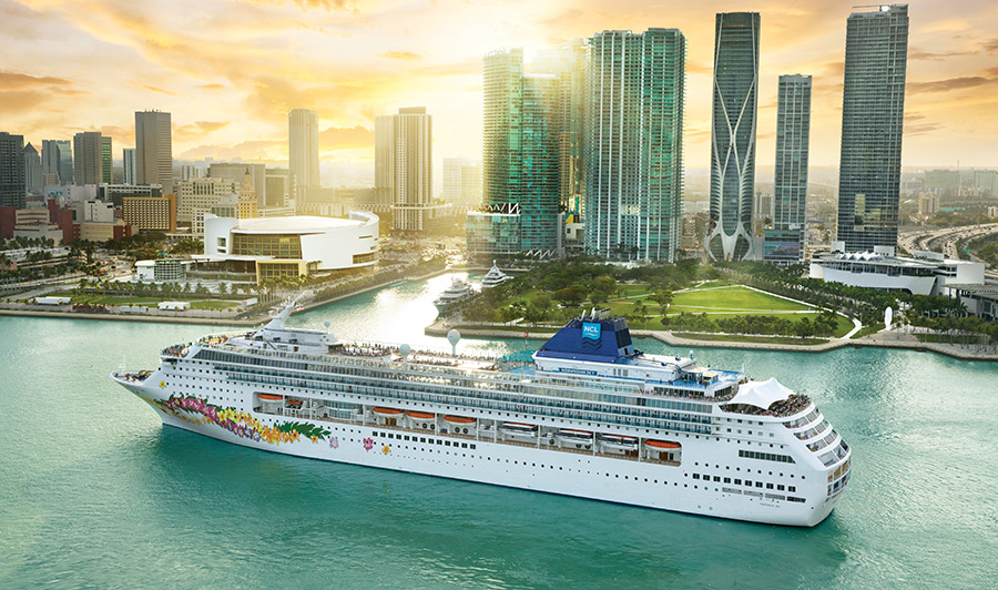 Abendstimmung vor der Hafeneinfahrt in Miami