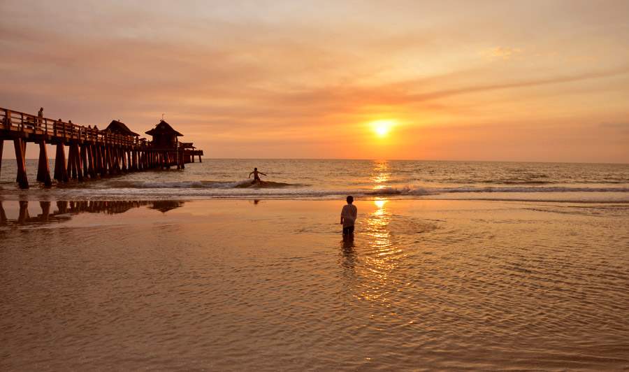 Sonnenuntergang am Naples Pier