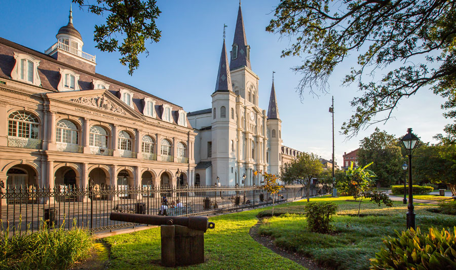 Presbytère und Cabildo | Jackson Square mit Cabildo und St. Louis Cathedral