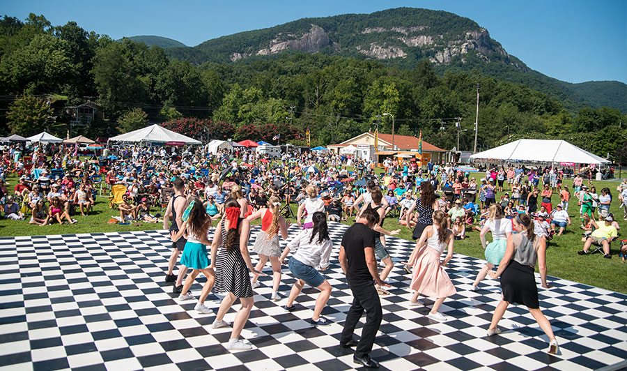 Tanzkurse beim Lake Lure Dance Festival