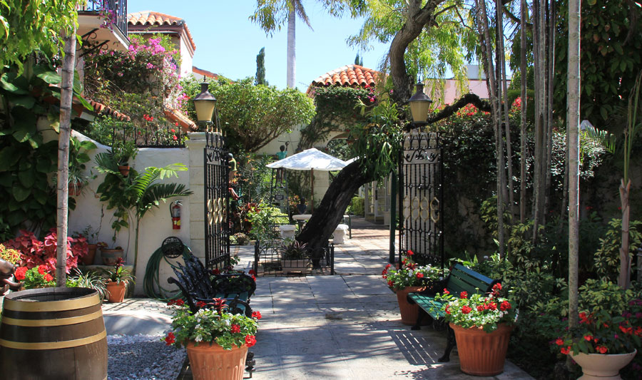 Spanische Architektur nahe der Worth Avenue, Palm Beach