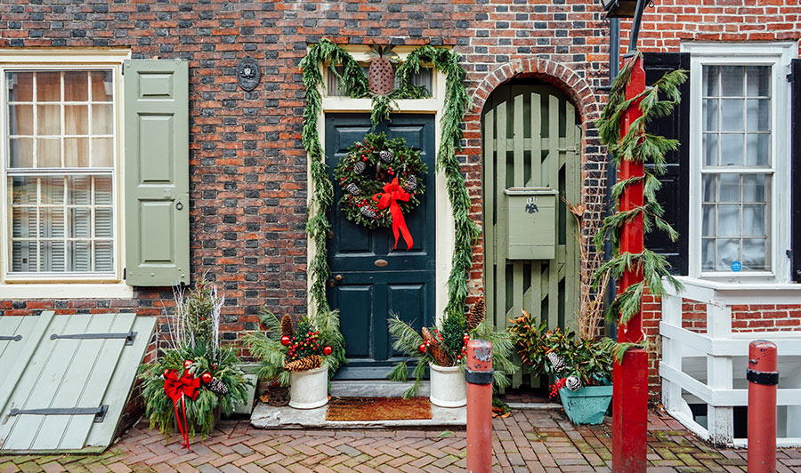 Weihnachtliche geschmückte Häuser in Phildelphia