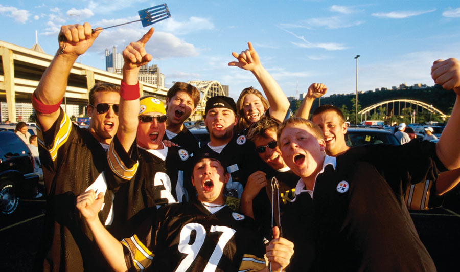 Pittsburgh Steelers Fans glühen schon mal vor.