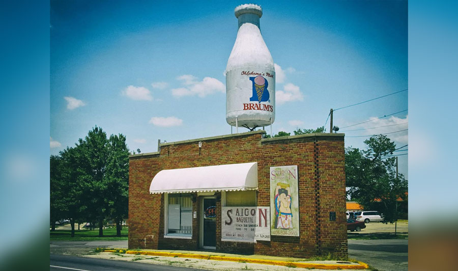 Die größte Milchflasche in Oklahoma auf der Route 66